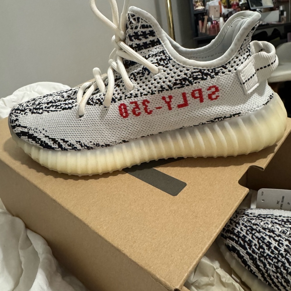 Yeezy Boost Zebra